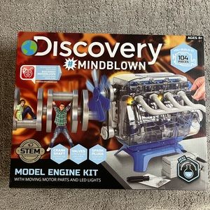 Discovery
#Mindblown Model Engine Kit, with Moving
Motor Parts And LED Lights